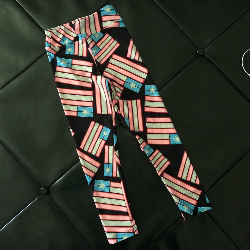NWOT Lularoe flag leggings